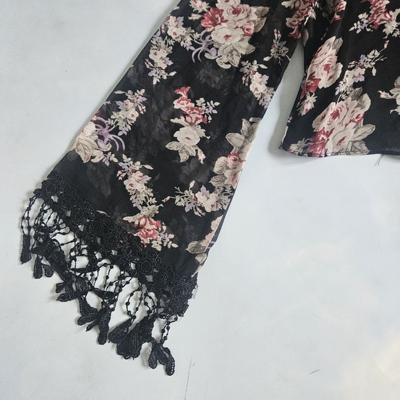 Boho Floral Bell-Sleeve Top Floral Top - Picture 9 of 16